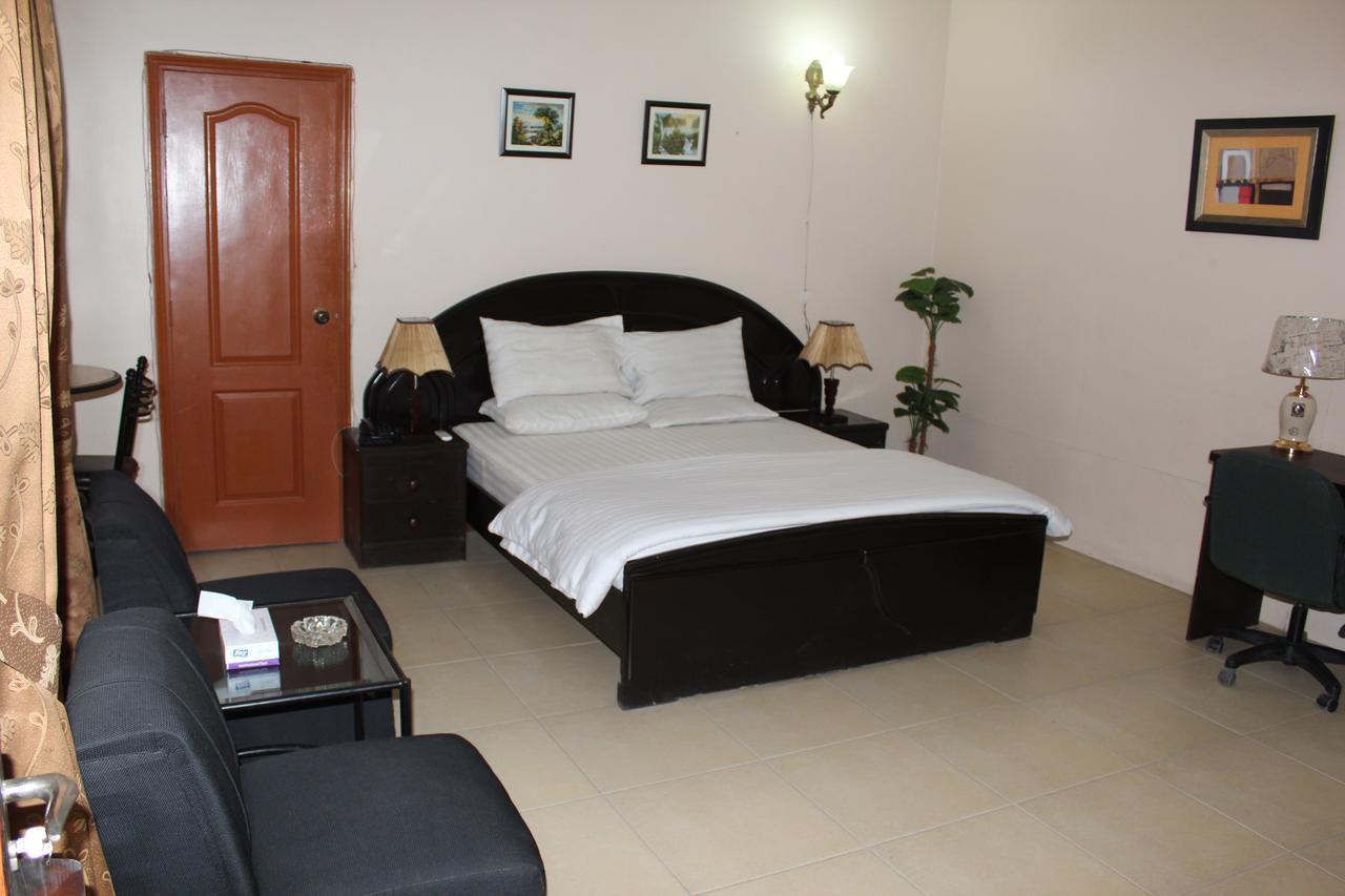 Luxury Inn Karáčí Exteriér fotografie